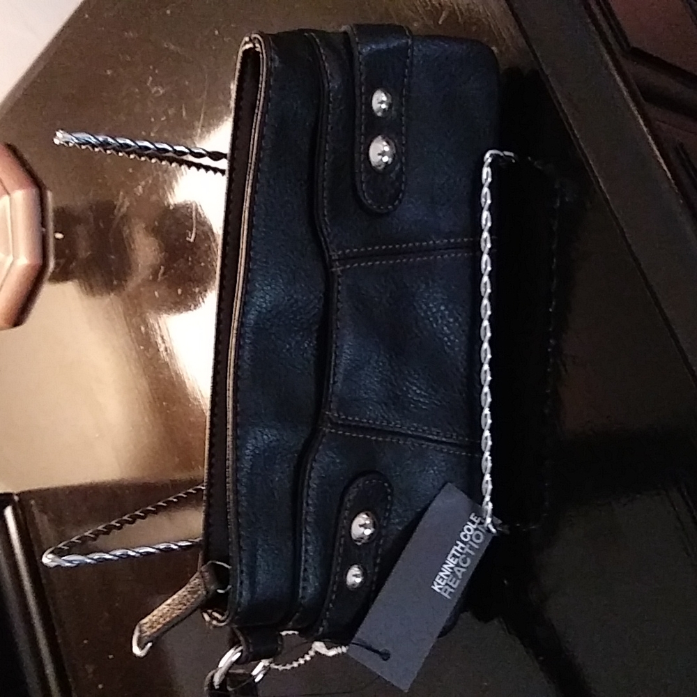 KENNETH COLE Wristlet Wallet